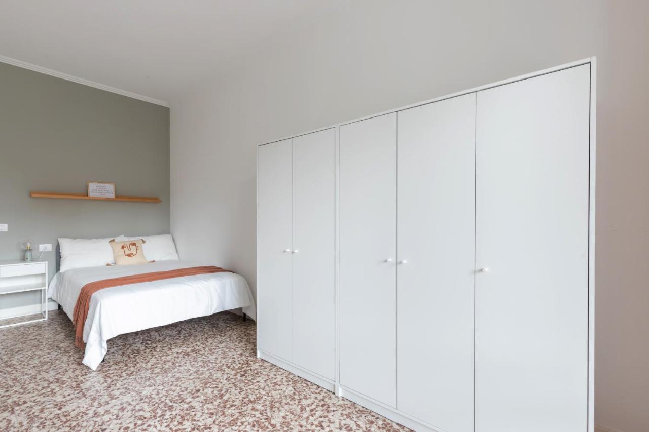 Top Living Apartments - Carducci Турин Экстерьер фото