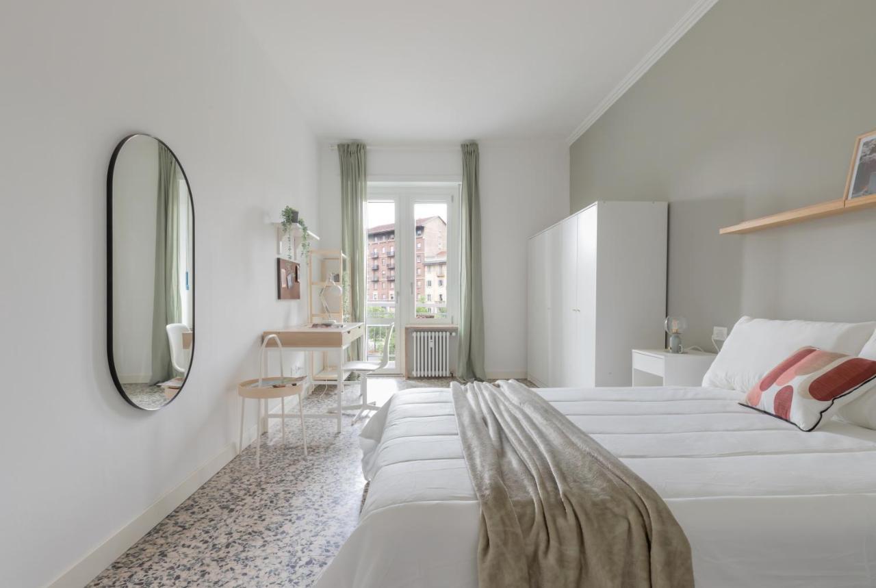 Top Living Apartments - Carducci Турин Экстерьер фото