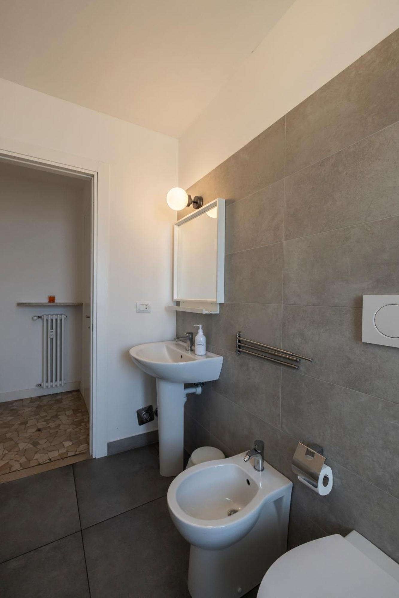 Top Living Apartments - Carducci Турин Экстерьер фото